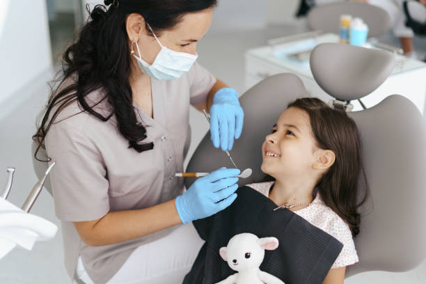 Best Dentist for Tooth Abscess  in Montello, WI